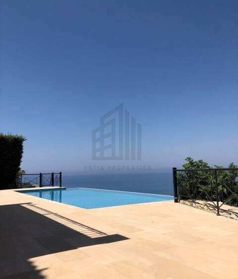 4 Beds house for sale in pafos